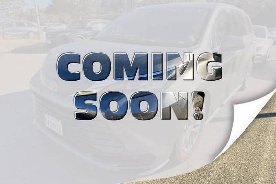 TOYOTA SIENNA 2021 5TDKSKFC2MS030068 image