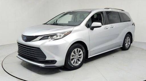 TOYOTA SIENNA 2021 5TDKRKEC1MS070235 image