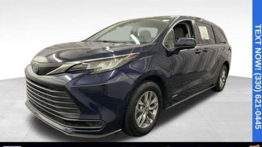 TOYOTA SIENNA 2021 5TDKRKEC6MS029826 image