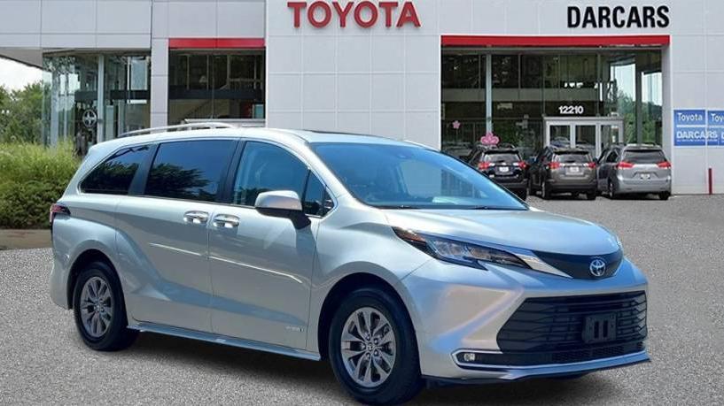 TOYOTA SIENNA 2021 5TDJRKEC9MS006004 image