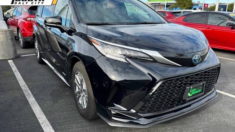 TOYOTA SIENNA 2021 5TDDSKFC2MS031861 image