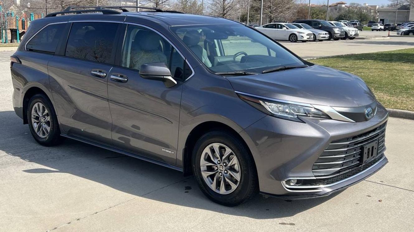 TOYOTA SIENNA 2021 5TDYRKEC1MS058189 image