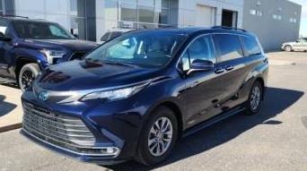 TOYOTA SIENNA 2021 5TDJSKFC6MS013902 image