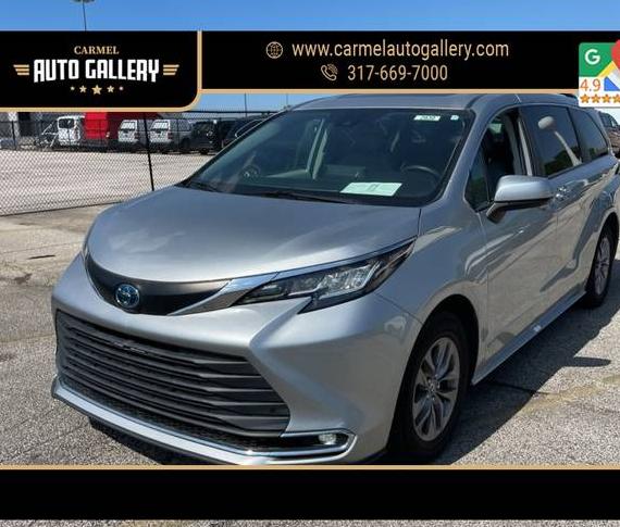 TOYOTA SIENNA 2021 5TDYRKEC3MS071171 image