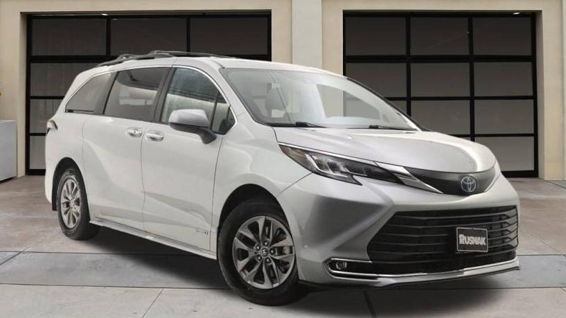 TOYOTA SIENNA 2021 5TDYRKEC0MS074450 image