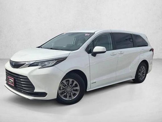 TOYOTA SIENNA 2021 5TDKRKEC1MS004087 image