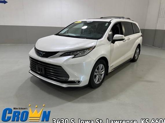 TOYOTA SIENNA 2021 5TDZSKFC9MS033287 image