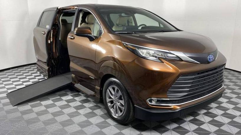 TOYOTA SIENNA 2021 5TDYRKEC0MS042601 image