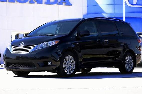 TOYOTA SIENNA 2017 5TDDZ3DC2HS169748 image TOYOTA SIENNA 2017 5TDDZ3DC2HS169748 image