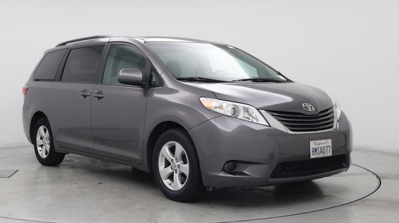 TOYOTA SIENNA 2017 5TDKZ3DC7HS774386 image