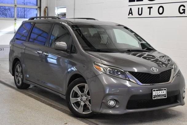 TOYOTA SIENNA 2017 5TDXZ3DC1HS849928 image