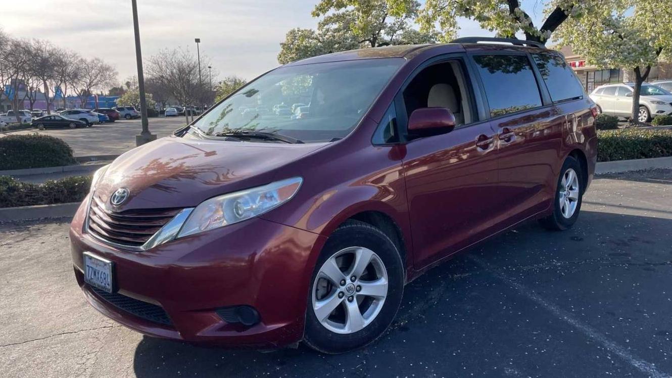 TOYOTA SIENNA 2017 5TDKZ3DC8HS859401 image