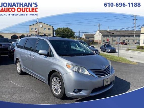 TOYOTA SIENNA 2017 5TDYZ3DC9HS793760 image TOYOTA SIENNA 2017 5TDYZ3DC9HS793760 image