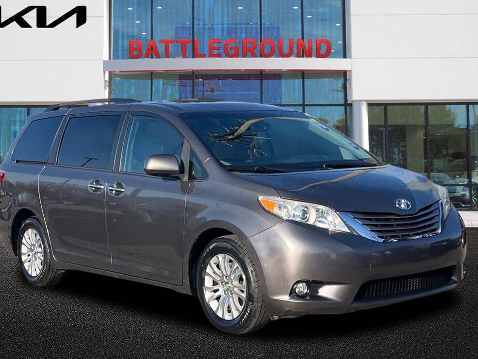 TOYOTA SIENNA 2017 5TDYZ3DC4HS789986 image