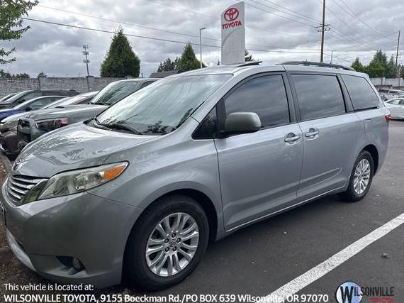 TOYOTA SIENNA 2017 5TDYZ3DC2HS885339 image
