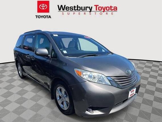 TOYOTA SIENNA 2017 5TDKZ3DC3HS841825 image