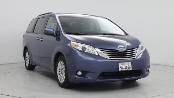 TOYOTA SIENNA 2017 5TDYZ3DCXHS856719 image