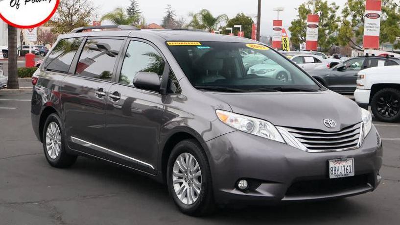 TOYOTA SIENNA 2017 5TDYZ3DC9HS897052 image