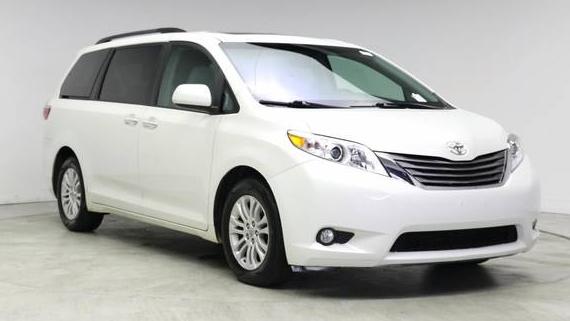 TOYOTA SIENNA 2017 5TDYZ3DC1HS799097 image