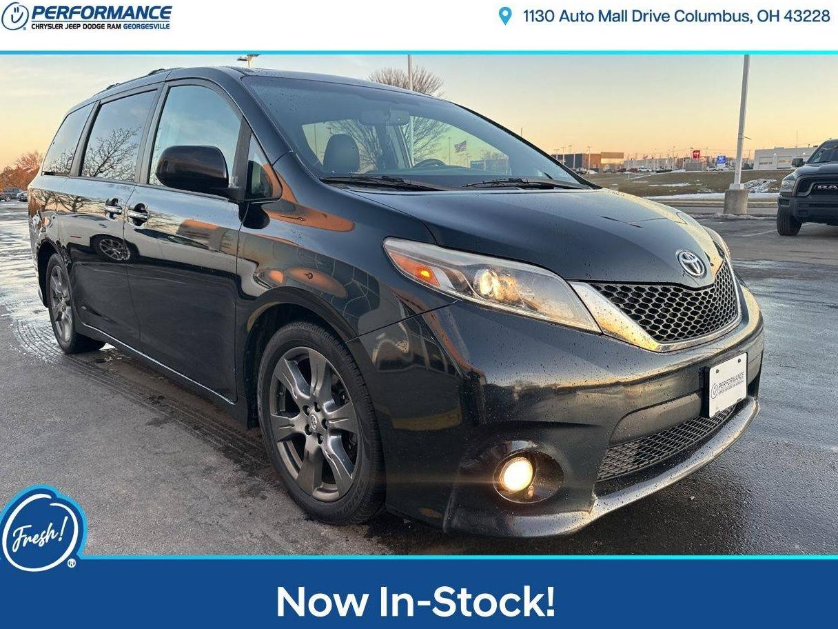 TOYOTA SIENNA 2017 5TDXZ3DC4HS783360 image