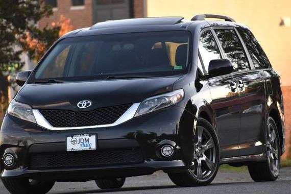 TOYOTA SIENNA 2017 5TDXZ3DC5HS874573 image
