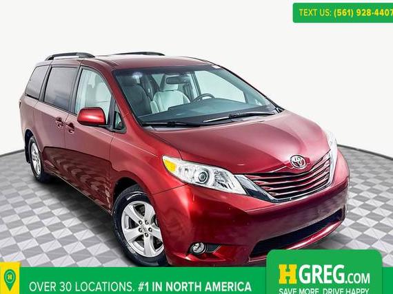 TOYOTA SIENNA 2017 5TDKZ3DC8HS858460 image