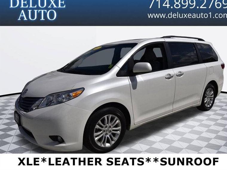 TOYOTA SIENNA 2017 5TDYZ3DC3HS832214 image