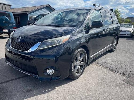 TOYOTA SIENNA 2017 5TDXZ3DC5HS774828 image TOYOTA SIENNA 2017 5TDXZ3DC5HS774828 image