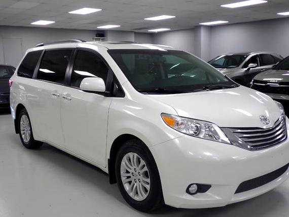 TOYOTA SIENNA 2017 5TDYZ3DC1HS881380 image