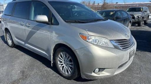 TOYOTA SIENNA 2017 5TDYZ3DC6HS834118 image