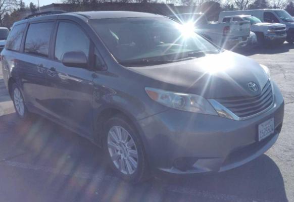 TOYOTA SIENNA 2017 5TDJZ3DC6HS181811 image