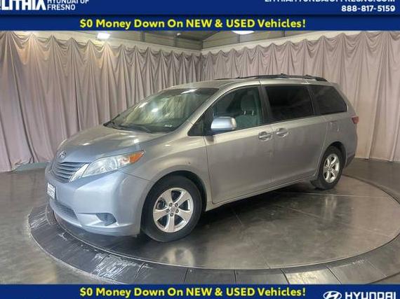 TOYOTA SIENNA 2017 5TDKZ3DC9HS891998 image