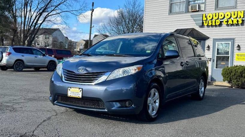 TOYOTA SIENNA 2017 5TDKZ3DC9HS876174 image