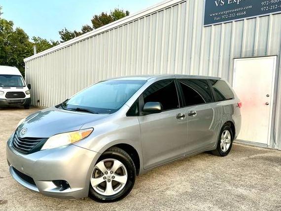 TOYOTA SIENNA 2017 5TDZZ3DC9HS862239 image