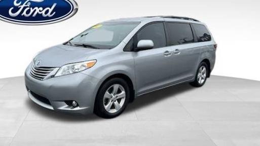 TOYOTA SIENNA 2017 5TDKZ3DC4HS886448 image