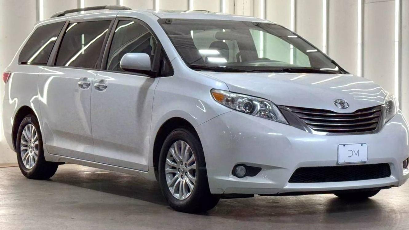 TOYOTA SIENNA 2017 5TDYZ3DC3HS806826 image