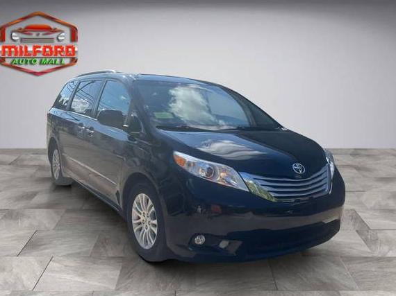 TOYOTA SIENNA 2017 5TDYZ3DC7HS833849 image