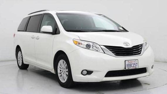 TOYOTA SIENNA 2017 5TDYZ3DC2HS896681 image