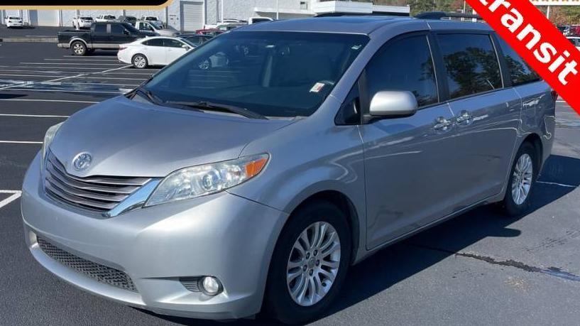 TOYOTA SIENNA 2017 5TDYZ3DC3HS796136 image