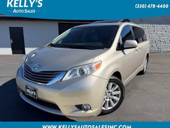 TOYOTA SIENNA 2017 5TDDZ3DC0HS172728 image