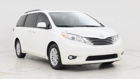 TOYOTA SIENNA 2017 5TDYZ3DC4HS779281 image