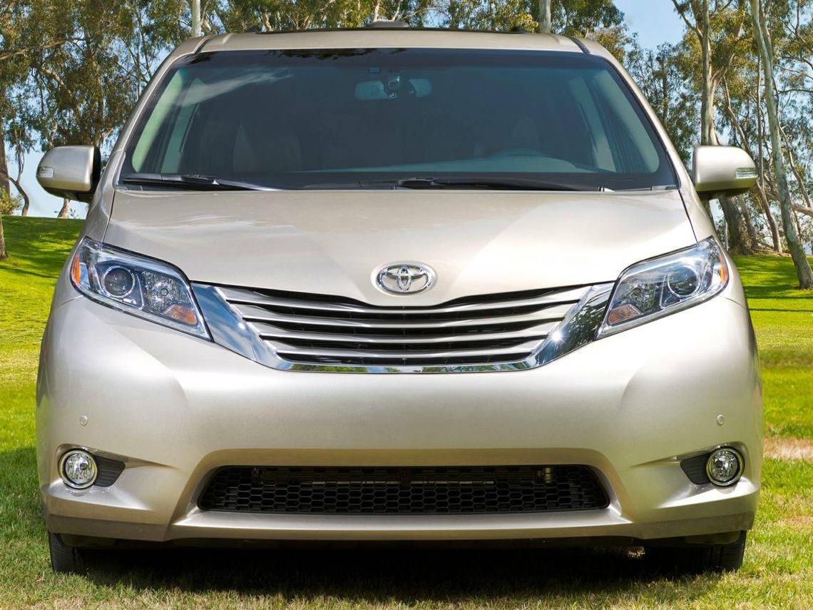 TOYOTA SIENNA 2017 5TDKZ3DC5HS879055 image