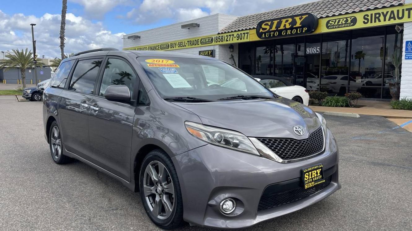 TOYOTA SIENNA 2017 5TDXZ3DC5HS879708 image