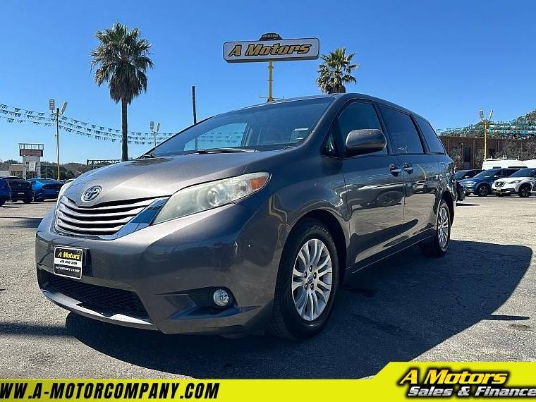 TOYOTA SIENNA 2017 5TDYZ3DC0HS857703 image