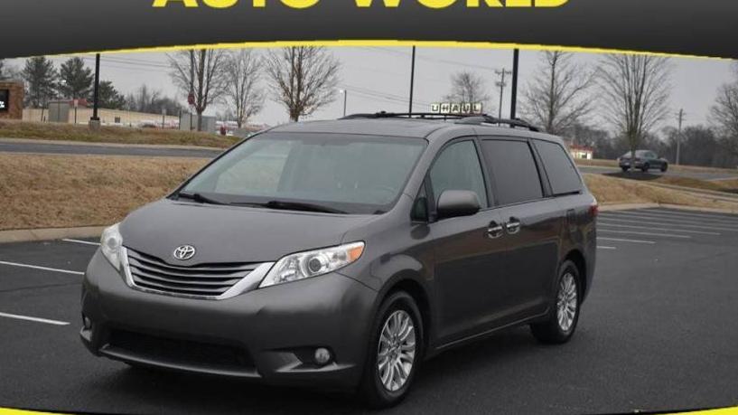 TOYOTA SIENNA 2017 5TDYZ3DC4HS837485 image