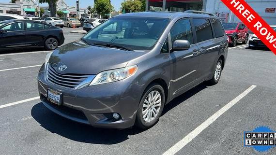TOYOTA SIENNA 2017 5TDYZ3DCXHS898954 image