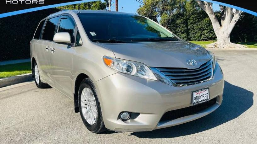 TOYOTA SIENNA 2017 5TDYZ3DC4HS822503 image