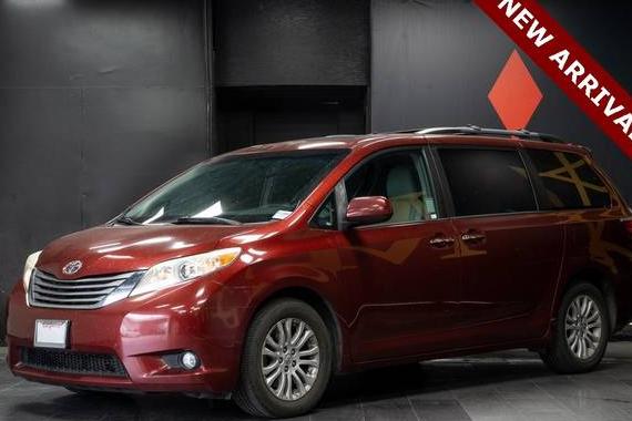 TOYOTA SIENNA 2017 5TDYZ3DC3HS802887 image