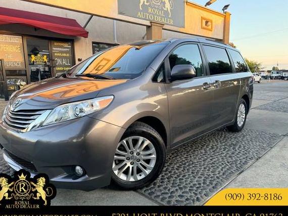 TOYOTA SIENNA 2017 5TDYZ3DCXHS832159 image