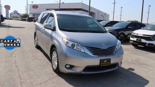 TOYOTA SIENNA 2017 5TDYZ3DCXHS791130 image